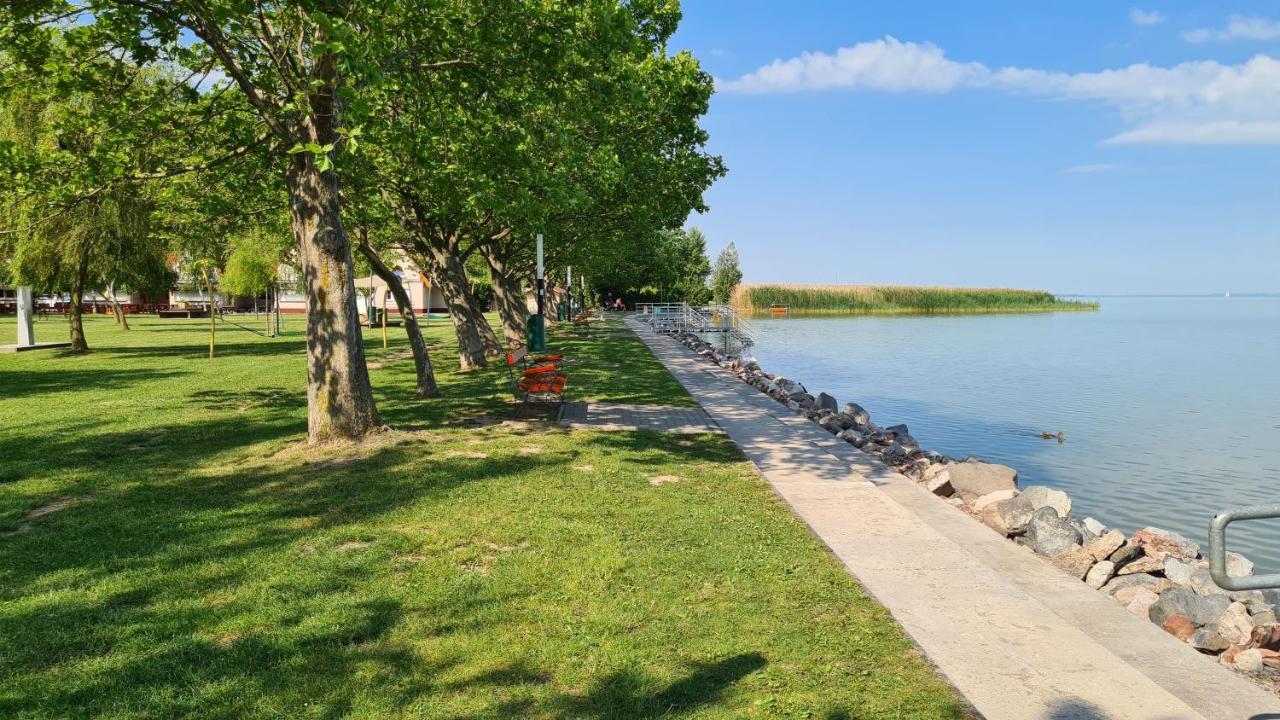 Heder Apartmanok Balatonfenyves Exterior foto